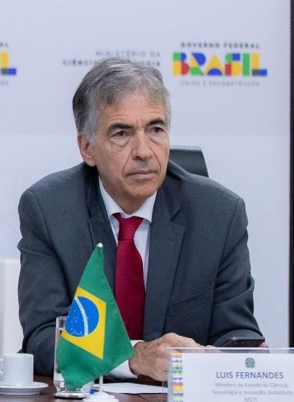 Luis Fernandes