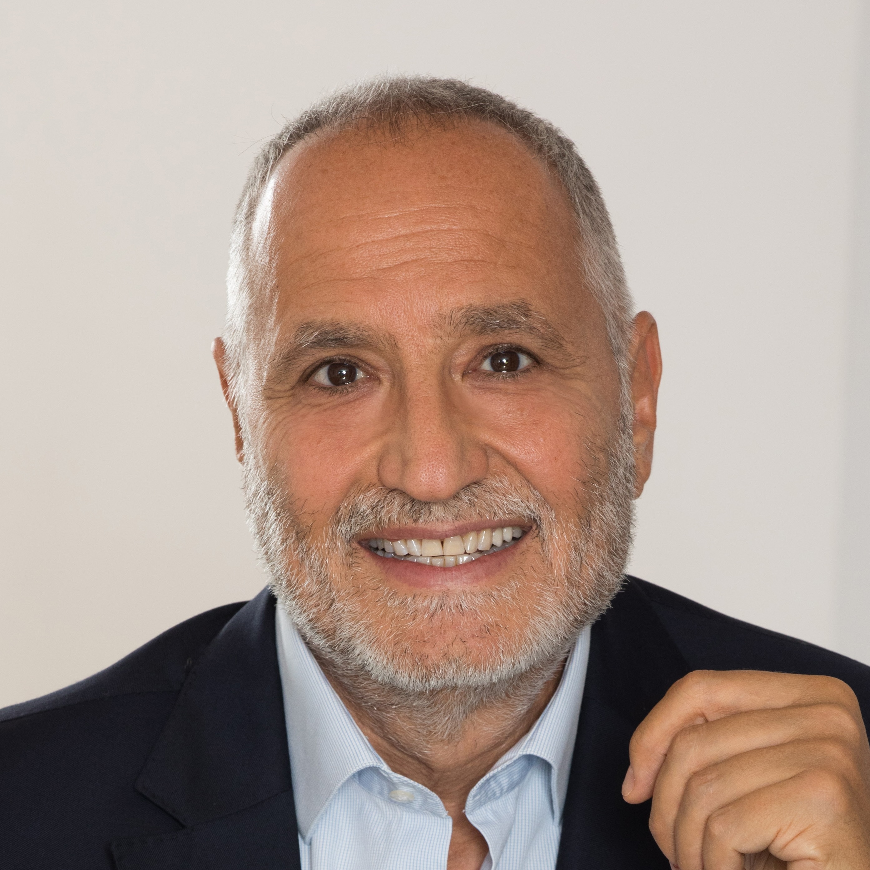 Luciano Manzo